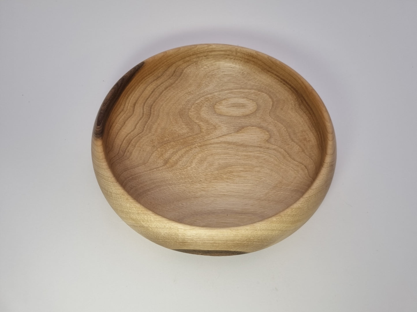 Walnut Low Bowl (19cm)