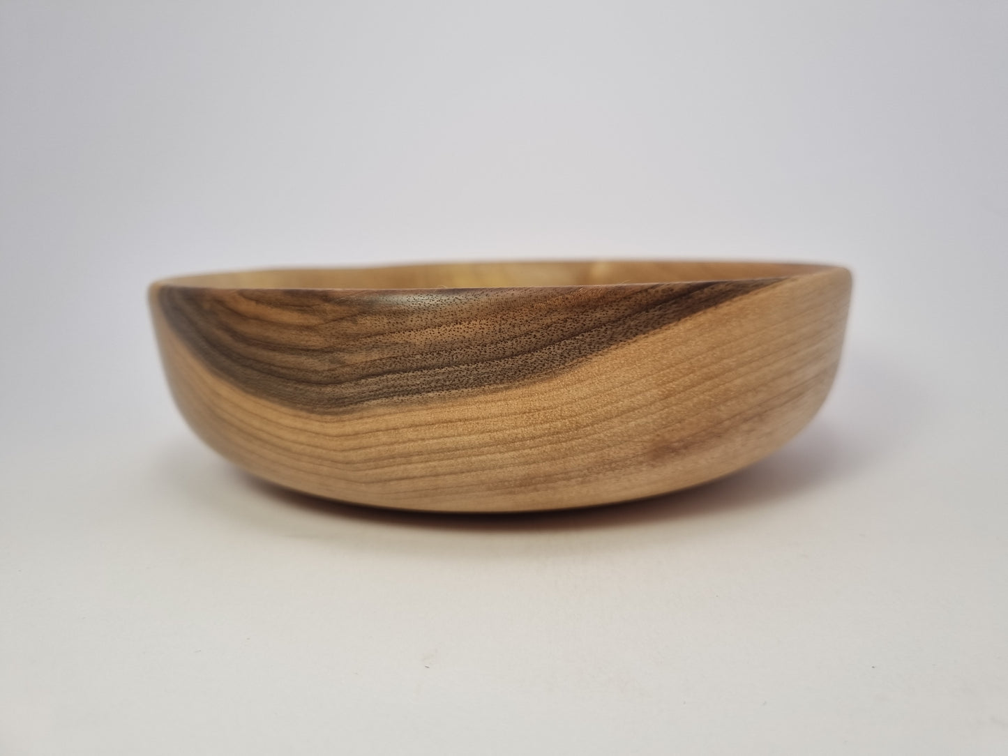 Walnut Bowl (17cm)